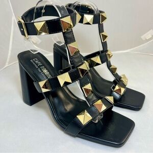 NIB Cape Robbin Shakesphere Black Studded Strappy Block Heel Sandals Size 7.5